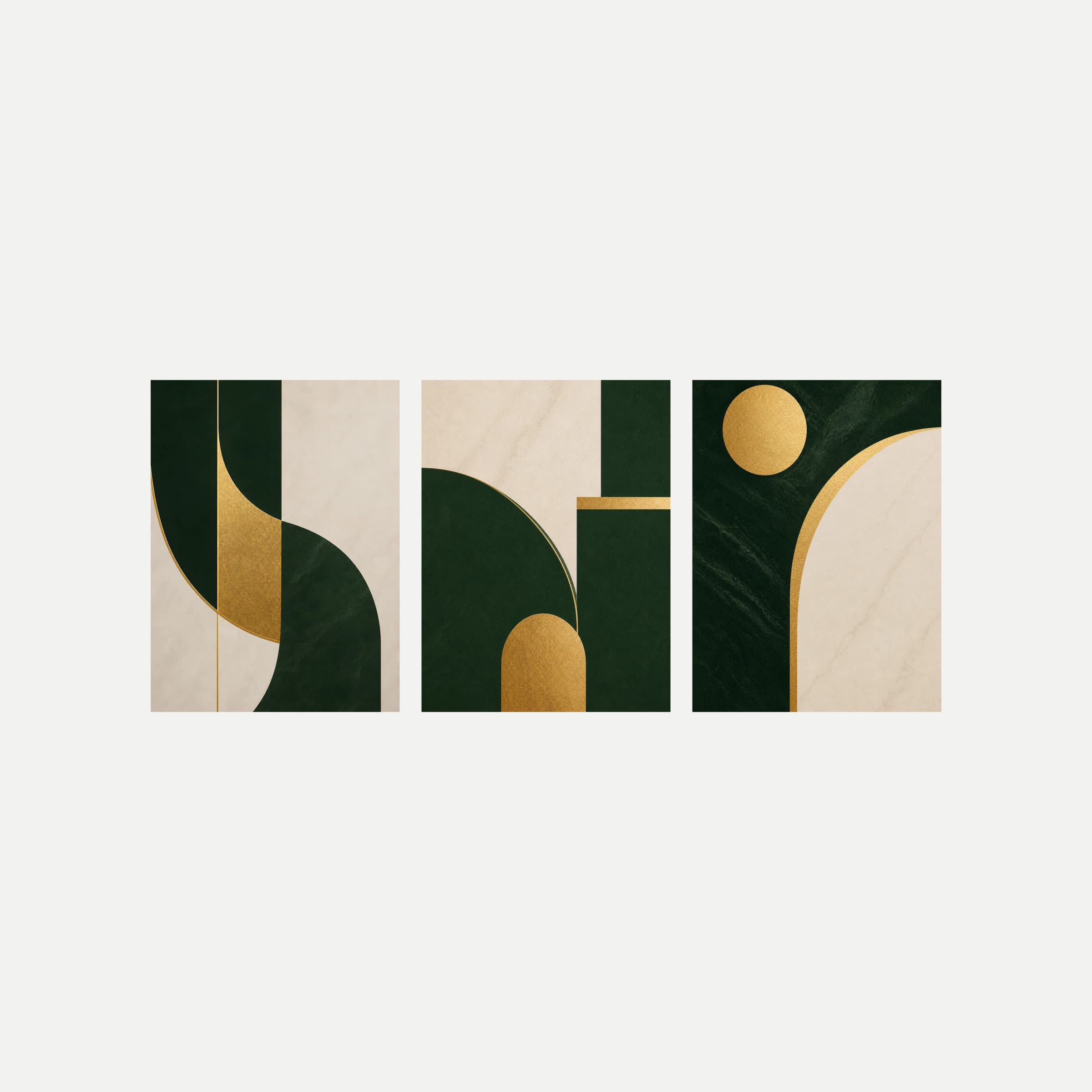 Tres paneles sobre fondo neutro con arcos verde bosque y crema, círculos y líneas de color dorado.