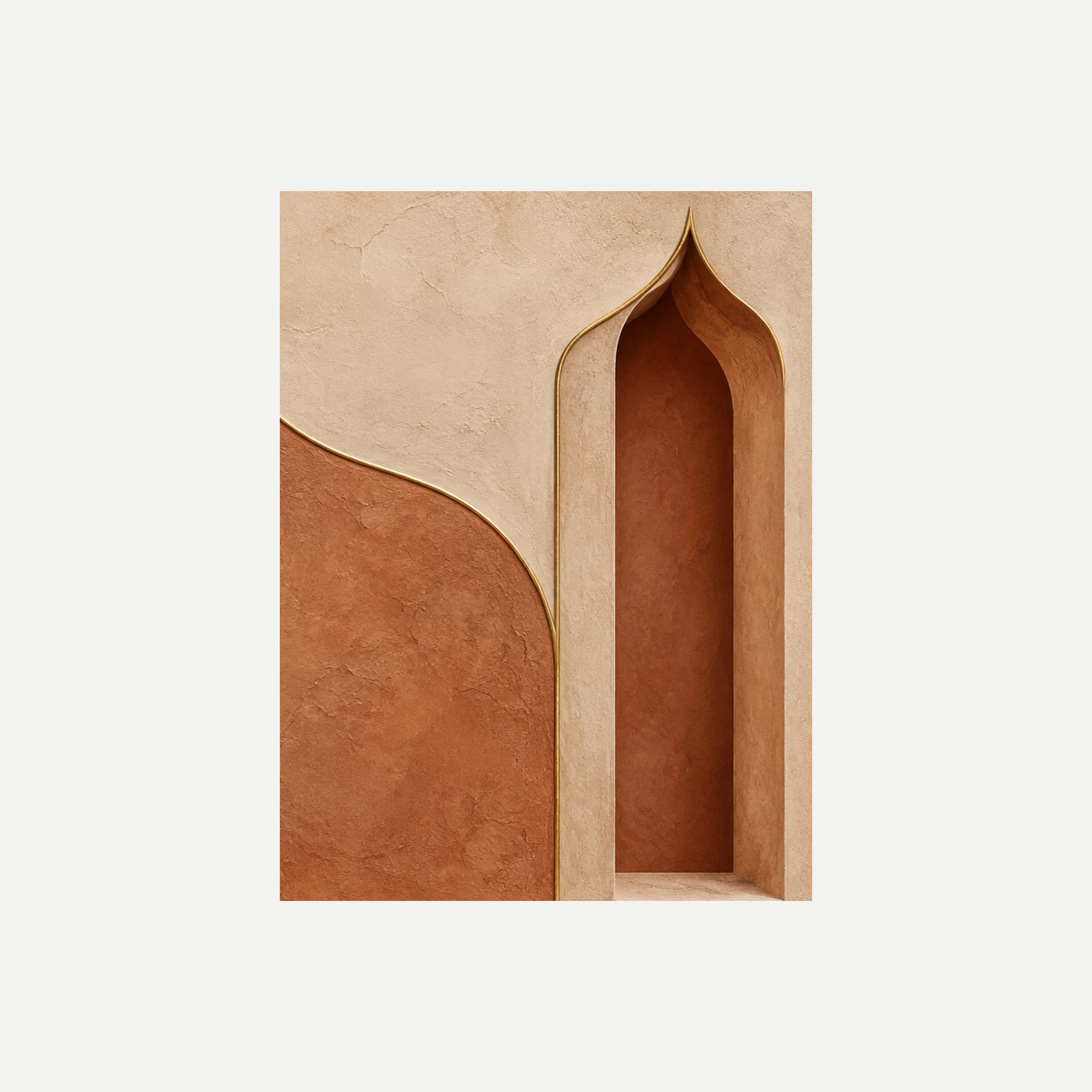 Umbrales de arcilla III: una hornacina alta de remate puntiagudo junto a una amplia curva terracota, sin marco, sobre fondo neutro.