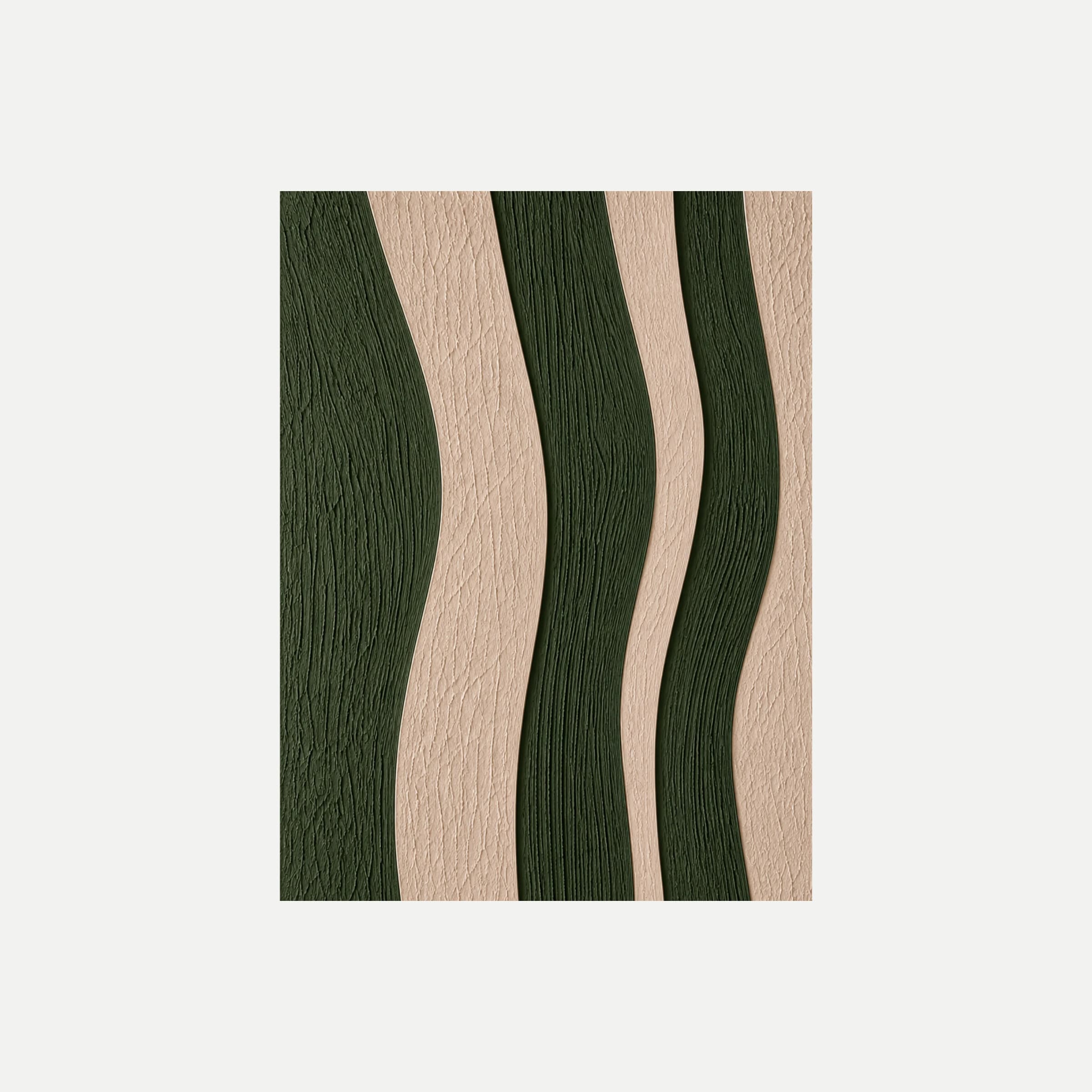 Verdant Relief III: líneas verdes oscuras y beige que se curvan suavemente en vertical, sin marco, sobre fondo neutro.