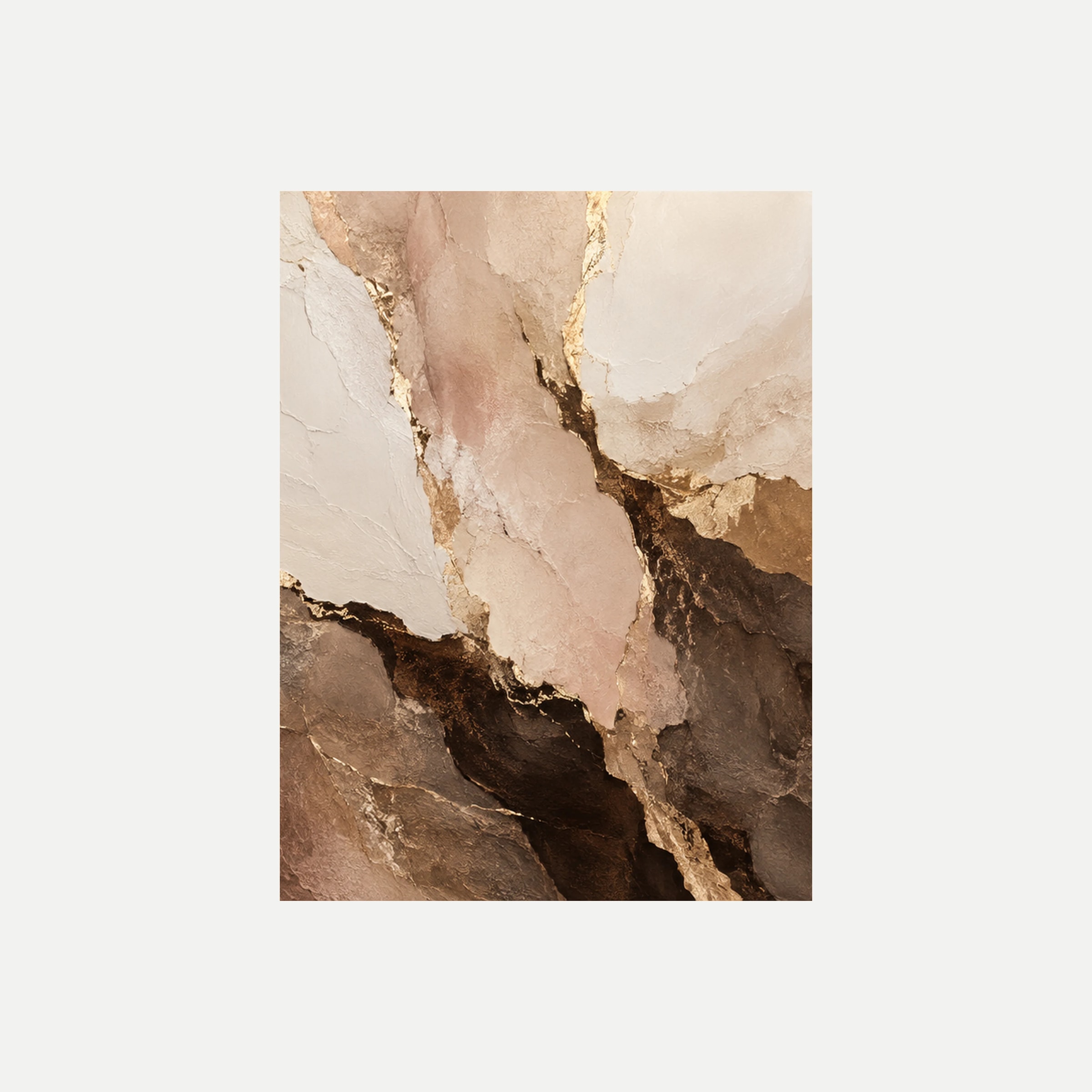Champagne Edge III: una franja café ascendente junto a formas crema de bordes irregulares, sin marco, sobre fondo neutro.