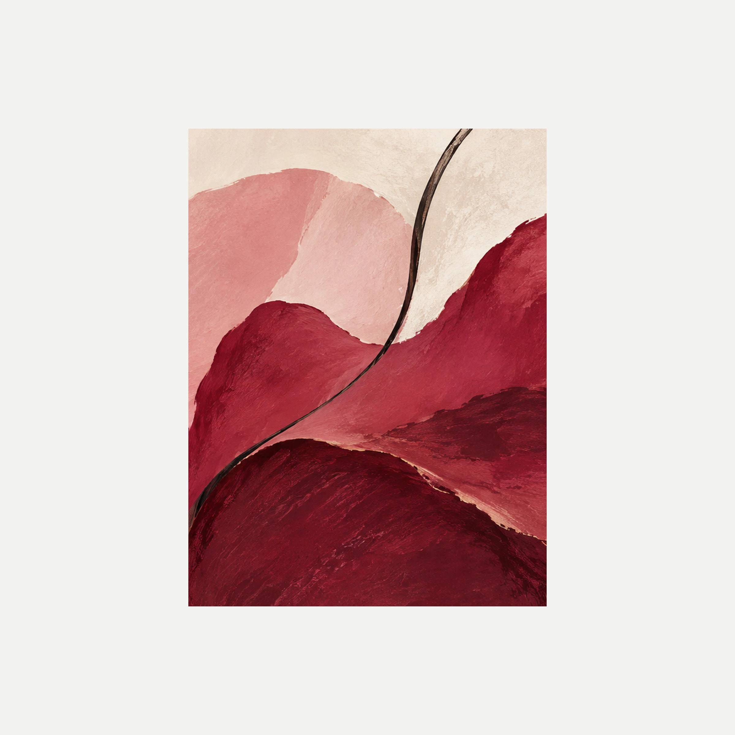 Gallery Rose III: un pétalo granate profundo entre bandas rosa y una zona clara, sin marco, sobre fondo neutro.