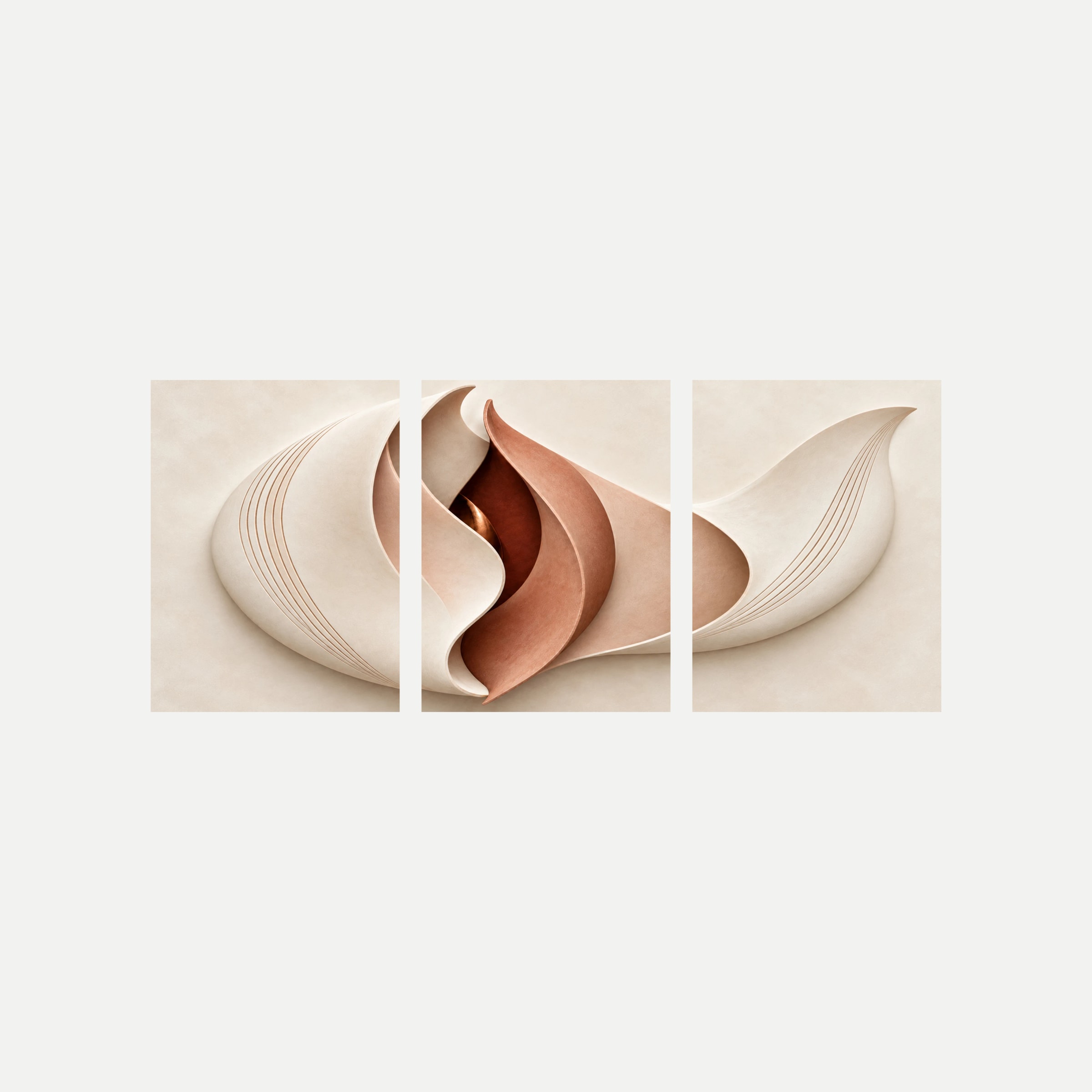 Tres paneles sobre fondo neutro con formas plegadas crema y terracota, curvas abiertas y líneas finas que siguen sus bordes.